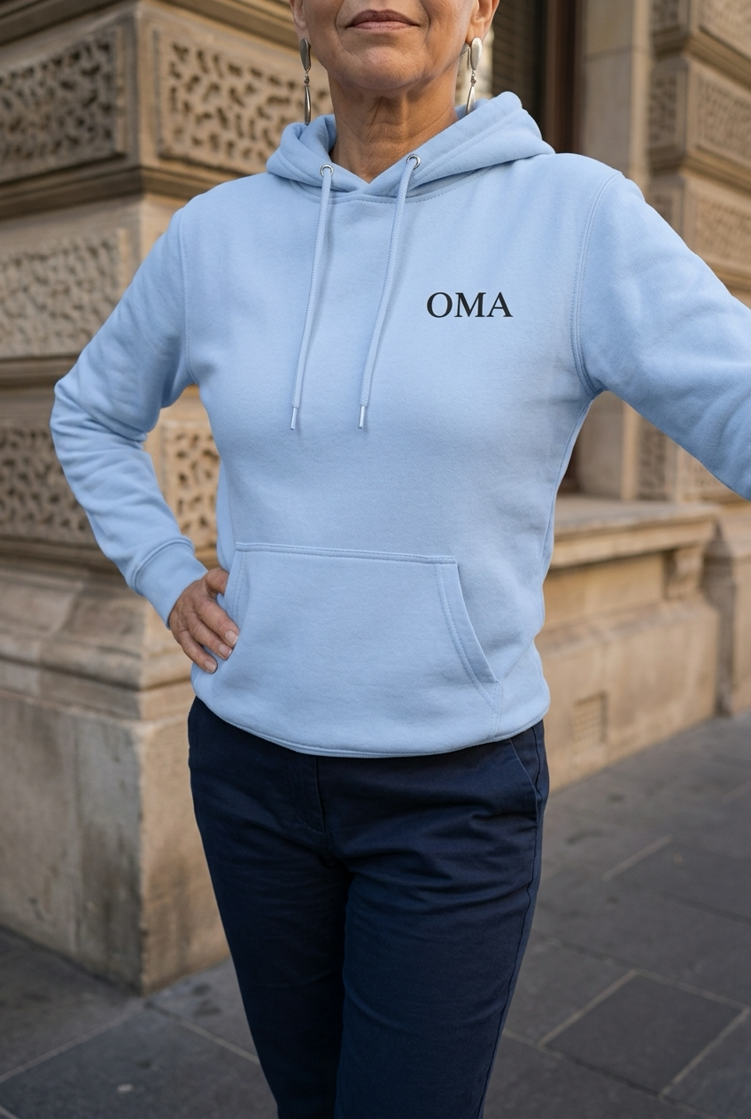 OMA Hoodie – schwarz bestickt