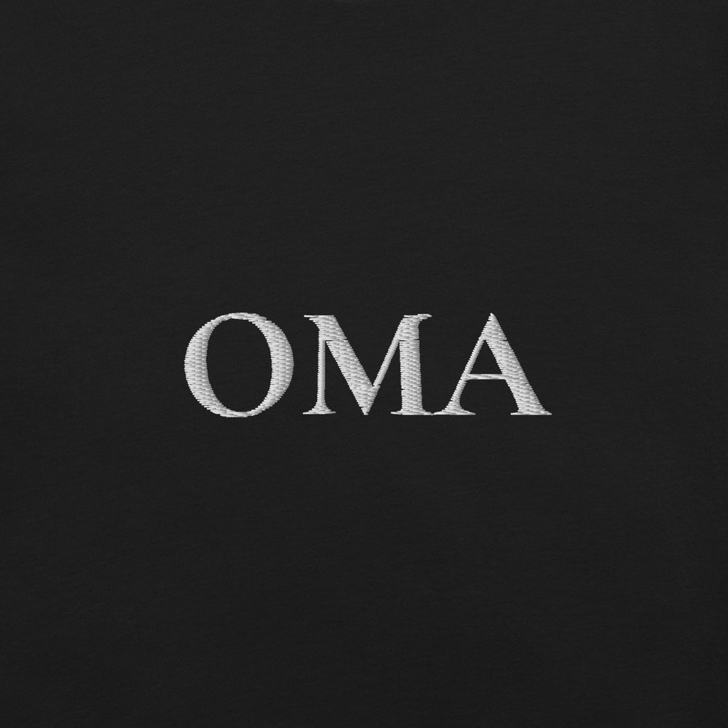 OMA Shirt in Schwarz mit weisser Stickerei