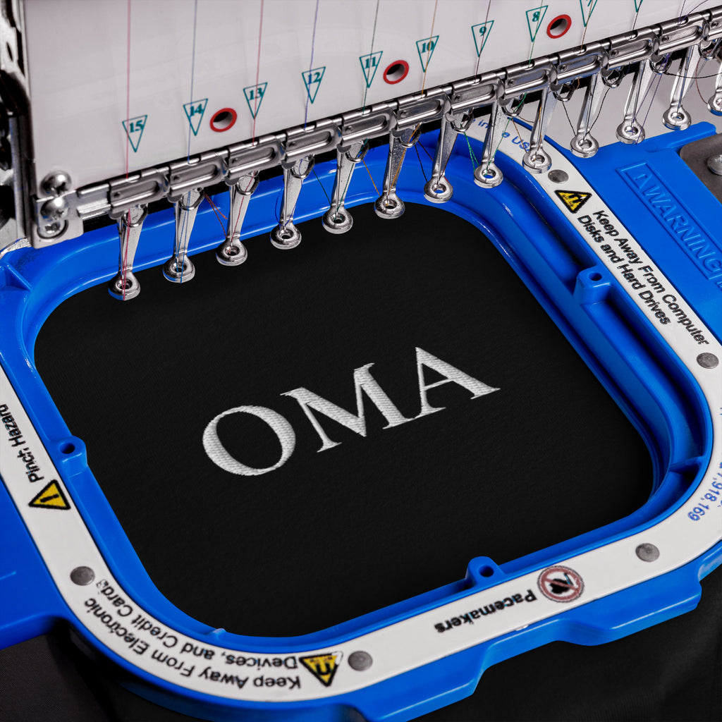 OMA Shirt in Schwarz, Vorderansicht